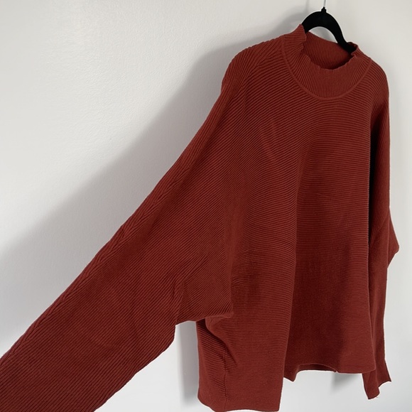 F21 | Mockneck Dolman Sweater - Picture 3 of 3